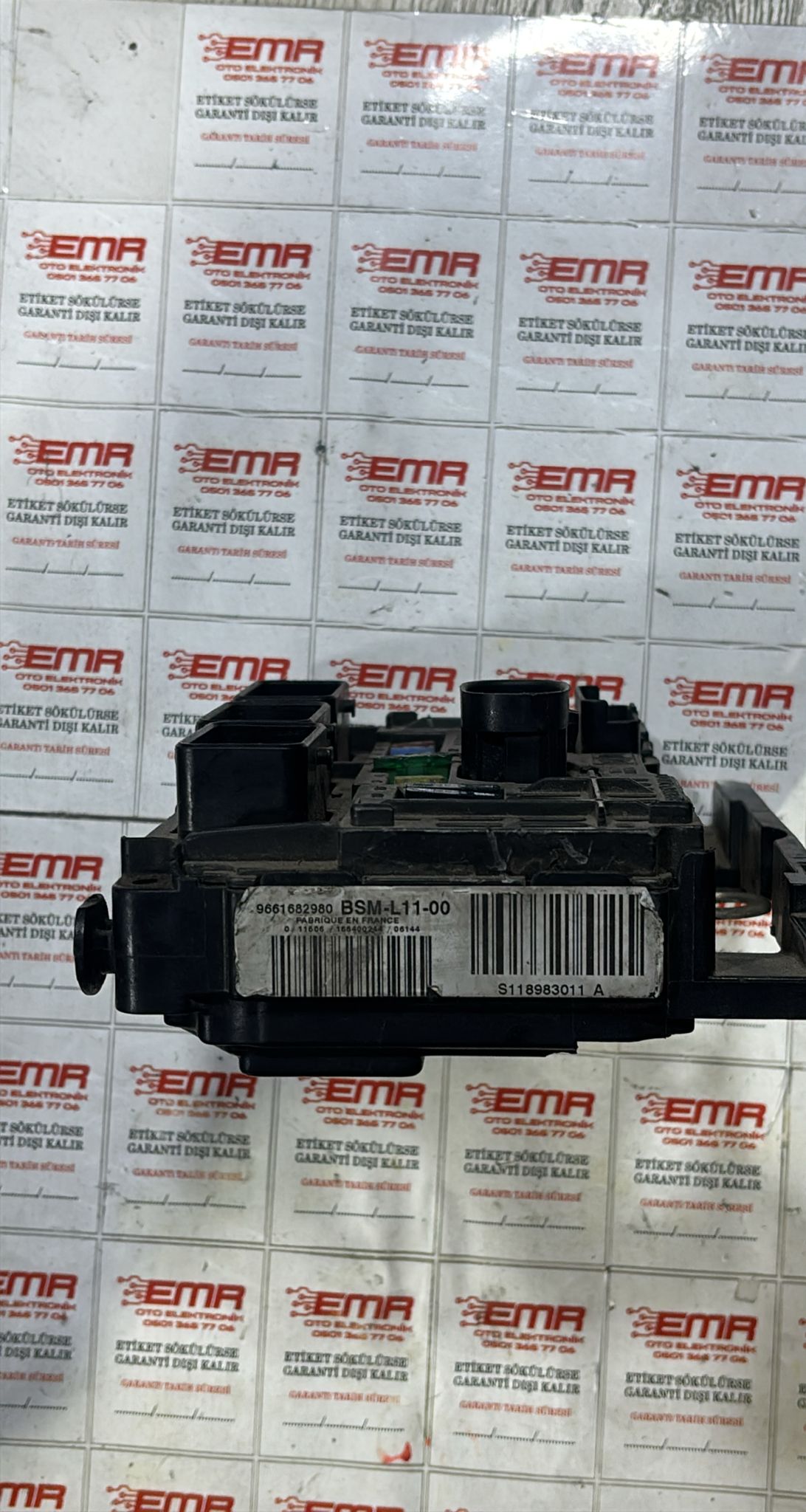 PEUGEOT-CİTROEN C4 C5 SİGORTA KUTUSU 9661682980 L11